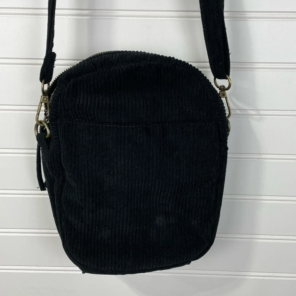 Wallflower Black Shoulder Purse